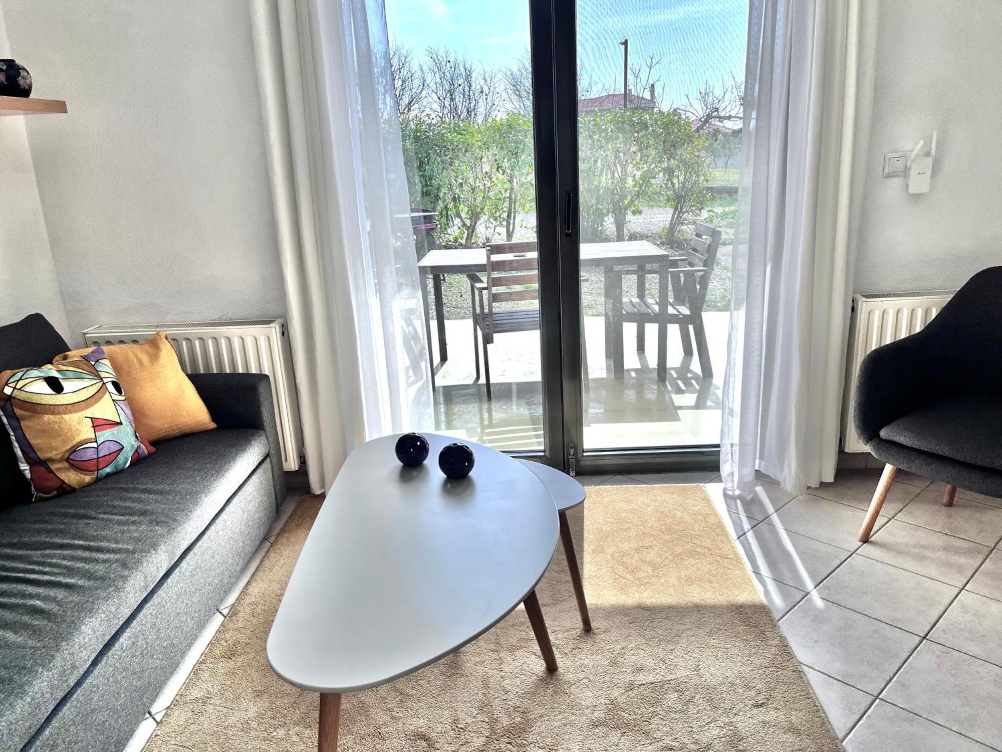 Sunny 2, Two-Bedroom House With Parking Komotini Exterior foto